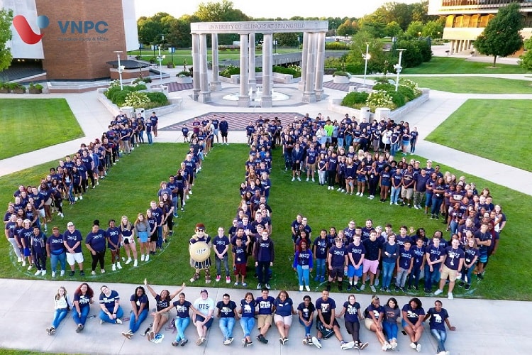 KING88 là nhà cái giải trí đỉnh cao Canada bậc THPT cùng Urban International School